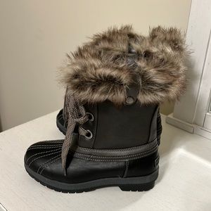 London Fog Milly Women's Waterproof Winter Duck Boots / Brand NWOT / Size 7